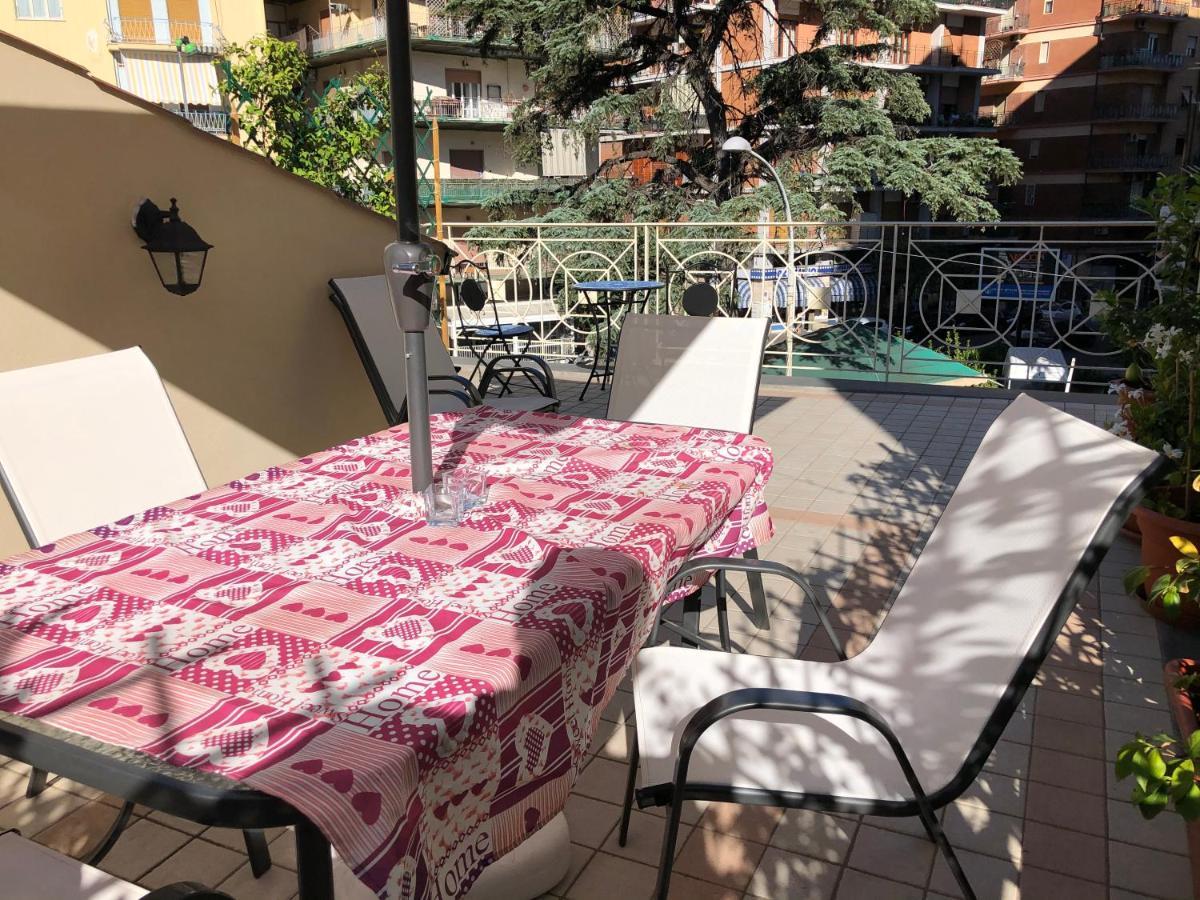Stabia Holiday House Castellammare di Stabia Eksteriør billede