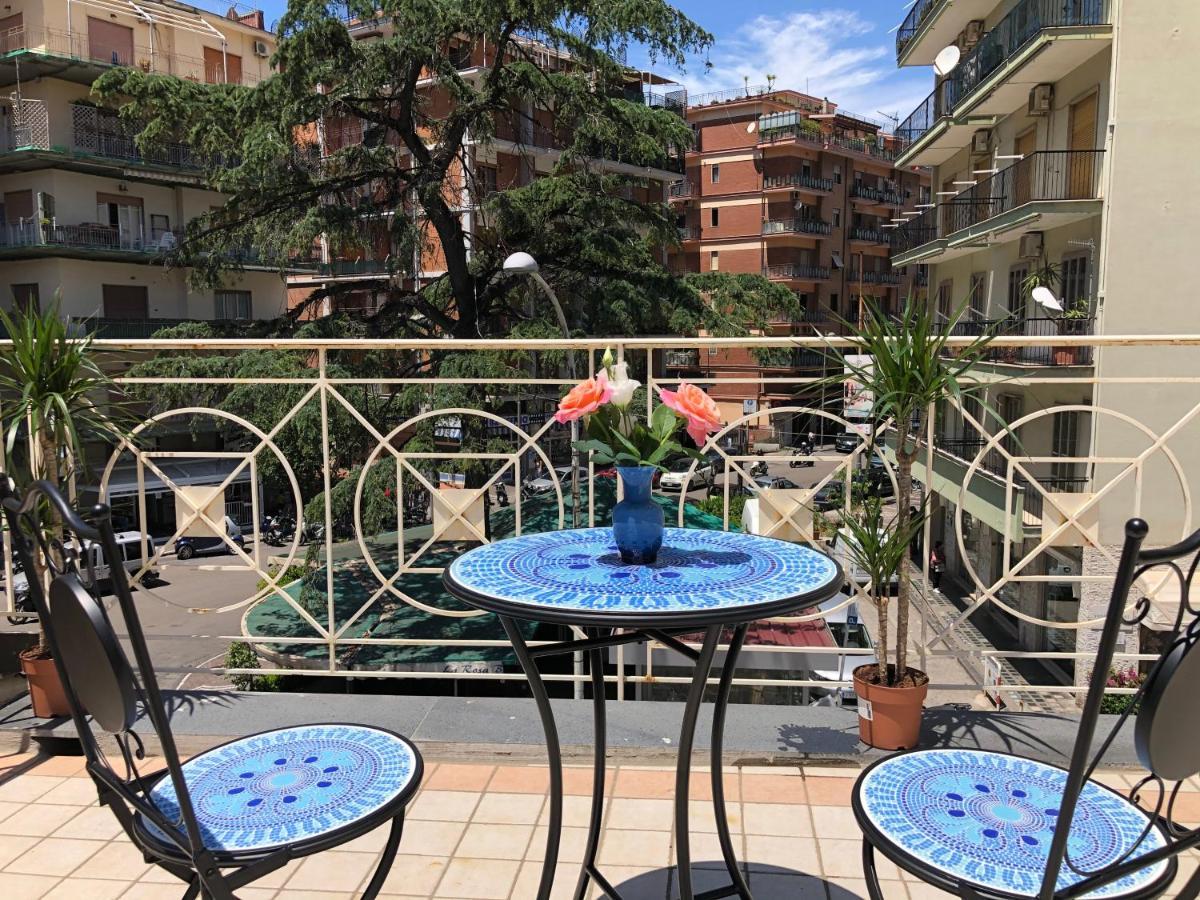 Stabia Holiday House Castellammare di Stabia Eksteriør billede